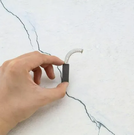 * Cisea Lot De 2 Paires De Balais De Charbon Pour Moteur 6 X 11 X 30 Mm Pour Meuleuse D'Angle Rotative, Perceuse Circulaire, Perceuse EÉlectrique, Pieces De Rechange, Accessoires De Rechange, Noir Et Dore> Accessoire Pour Tondeuse Et Autoportée