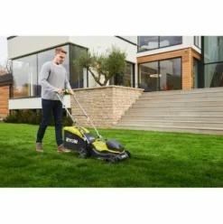 * Tondeuse Ryobi 18V Lithiumplus Brushless Coupe 37Cm 1 Batterie 5,0 Ah 1 Chargeur Rapide Ry18Lmx37A-150> Tondeuse À Batterie